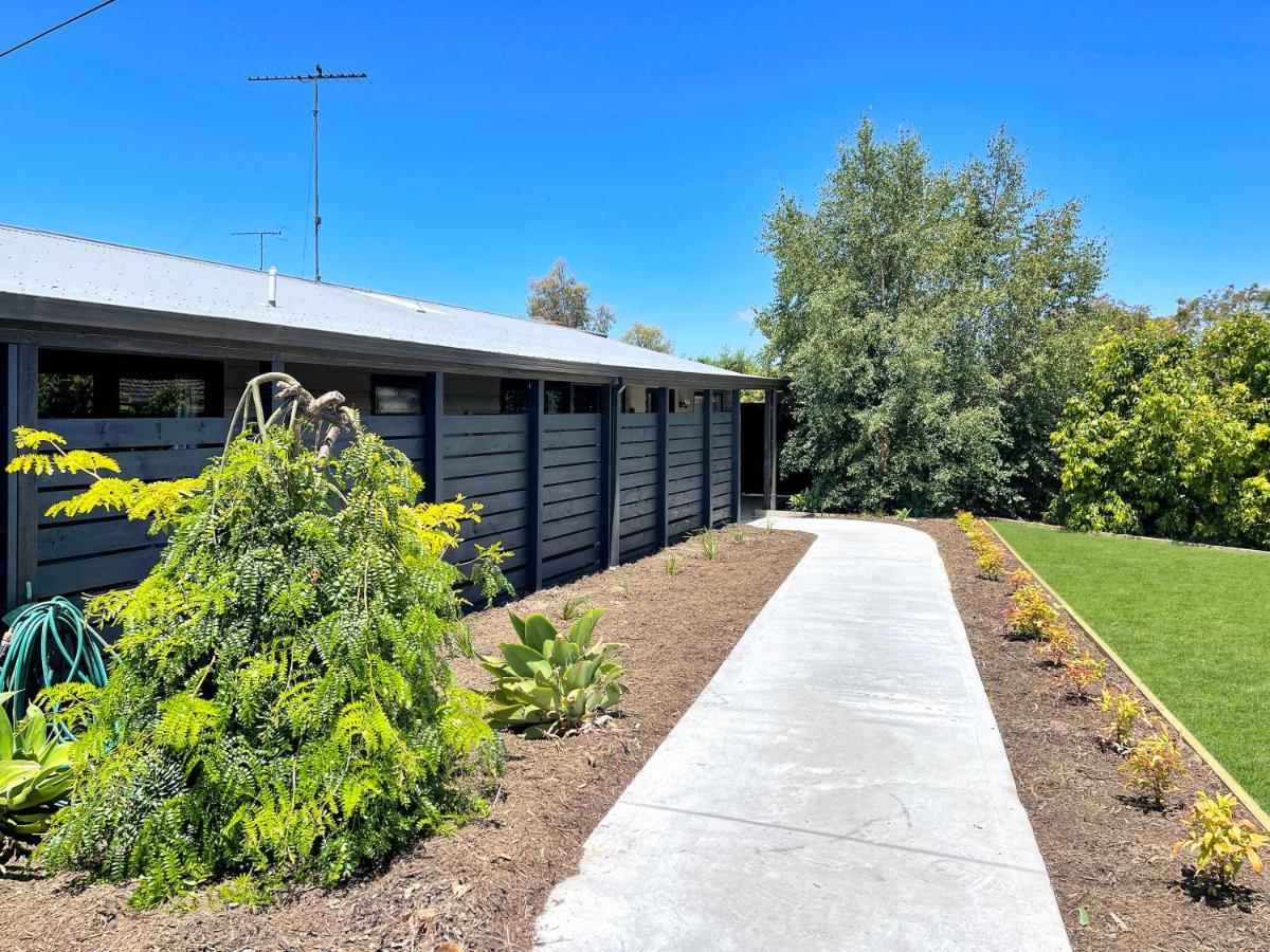 Recharge In Waurn Ponds Hotel Geelong Exterior foto