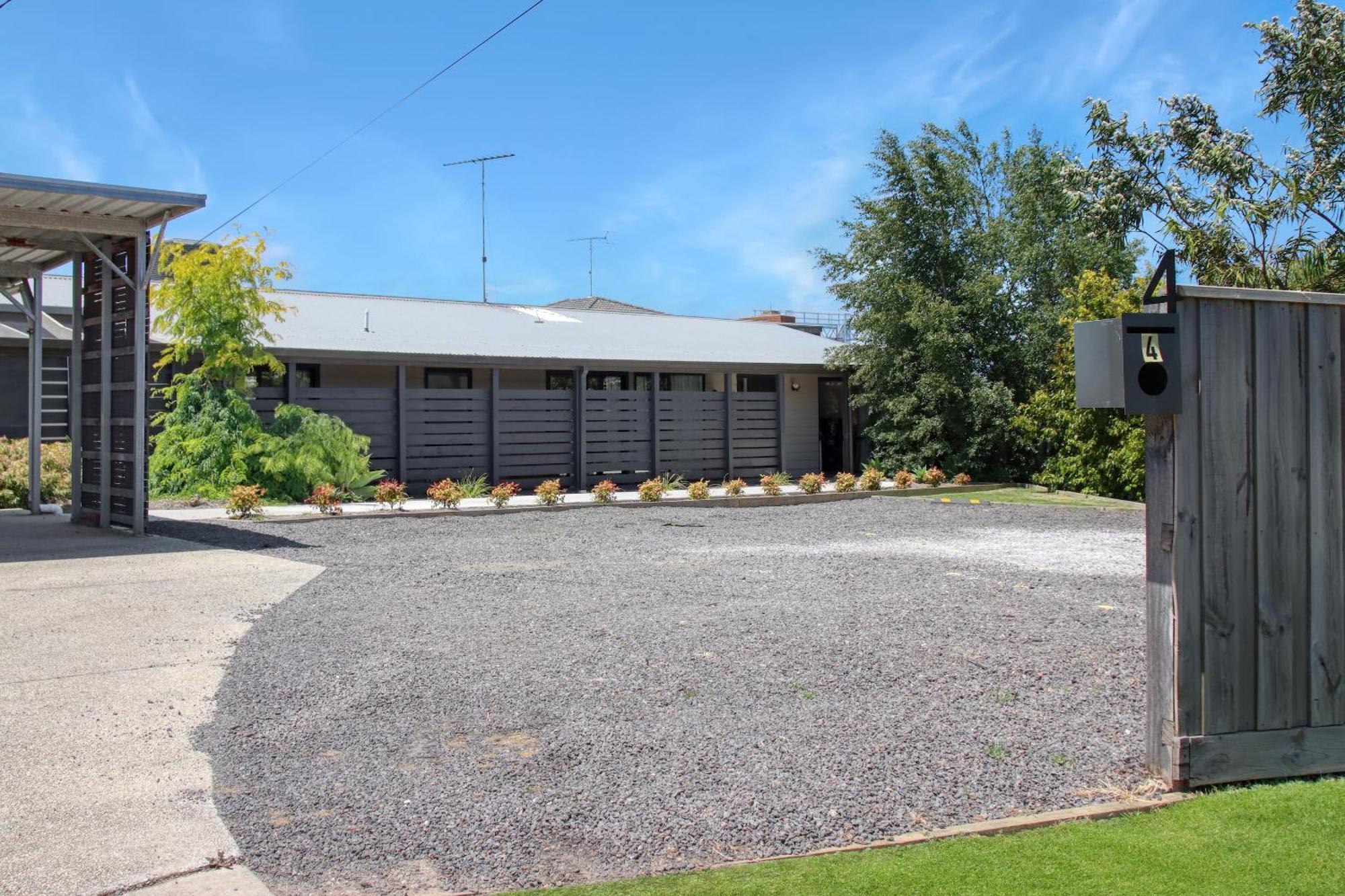 Recharge In Waurn Ponds Hotel Geelong Exterior foto